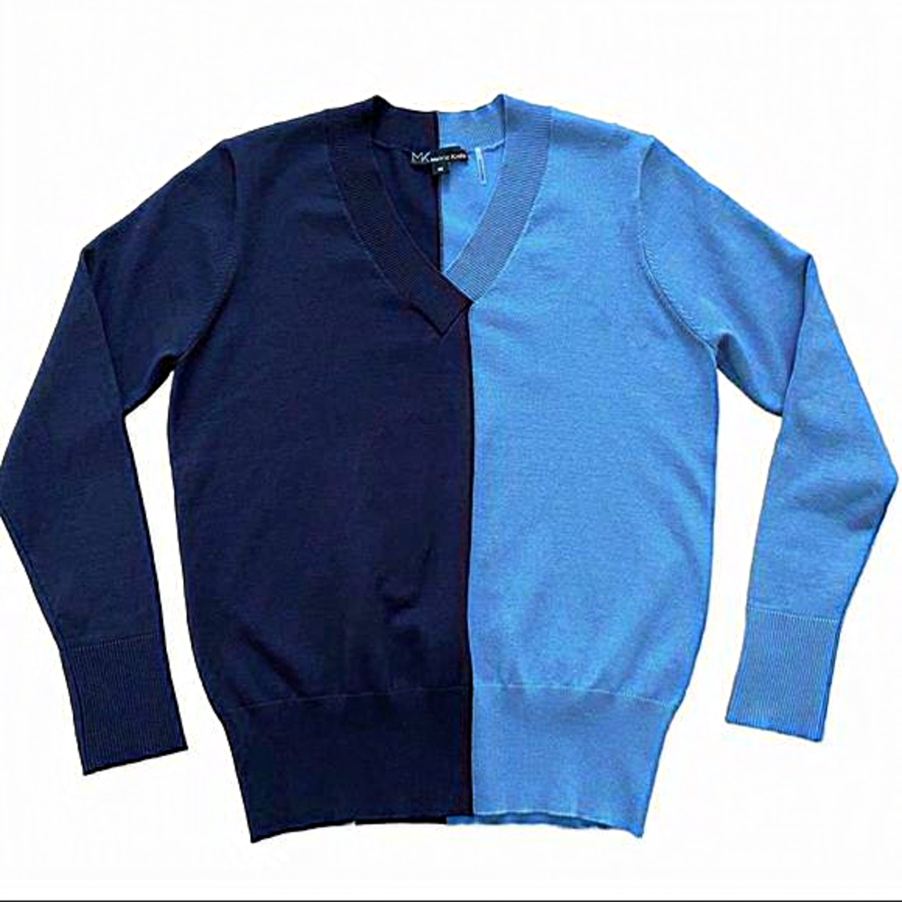 Metric Knits Two‎ Tone Blue V-Neck Sweater